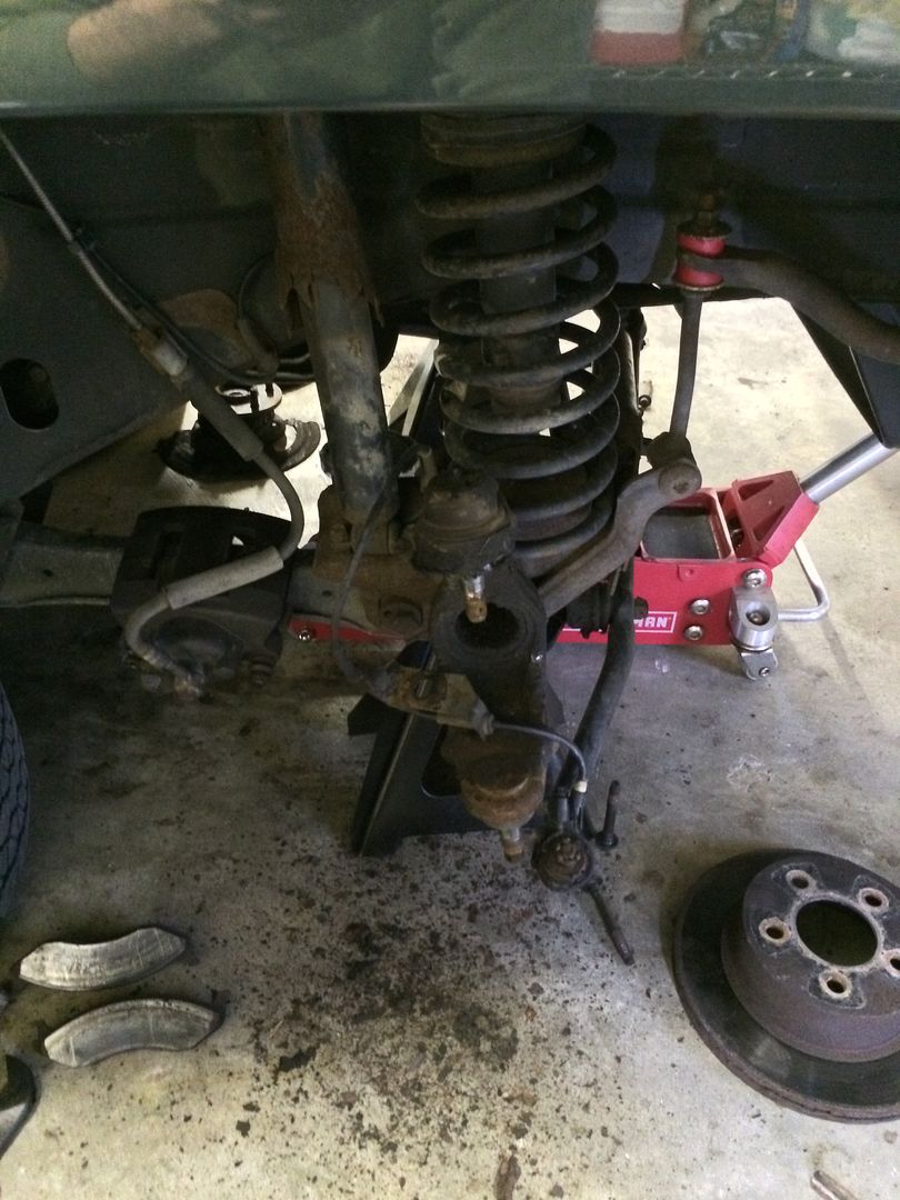 Notches in Knuckles from brake Pads? Jeep Enthusiast Forums